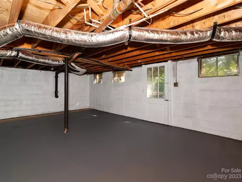 7363 Carolina Blvd, Clyde, NC 28721 photo 12