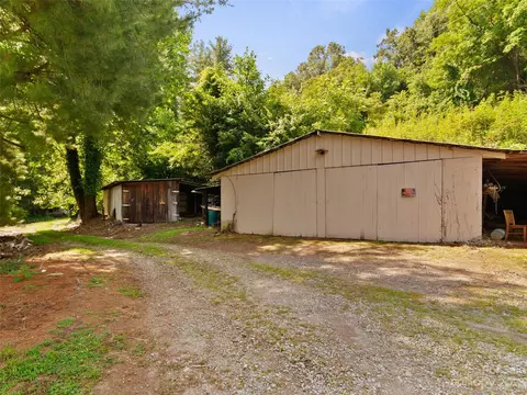 7363 Carolina Blvd, Clyde, NC 28721 photo 16