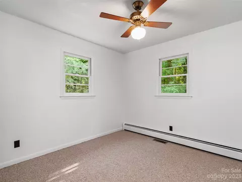 7363 Carolina Blvd, Clyde, NC 28721 photo 10