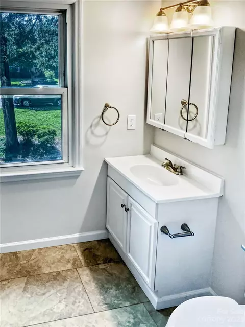 2110 Applegate Dr, Concord, NC 28027 photo 17