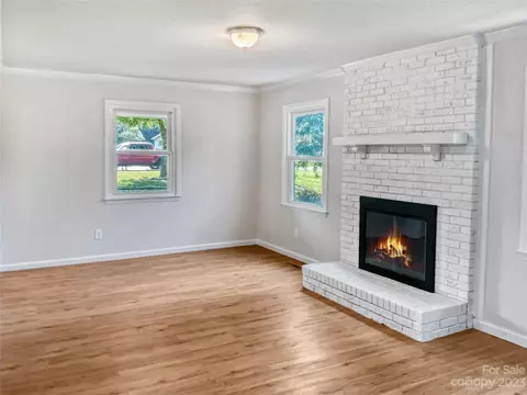 2110 Applegate Dr, Concord, NC 28027 photo 3