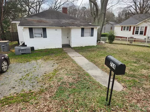 714 Long St, Kannapolis, NC 28083