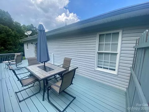 6519 Beechtree Ct, Hickory, NC 28601 photo 5