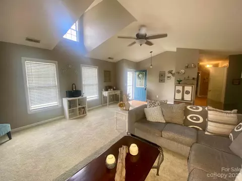 6519 Beechtree Ct, Hickory, NC 28601 photo 12