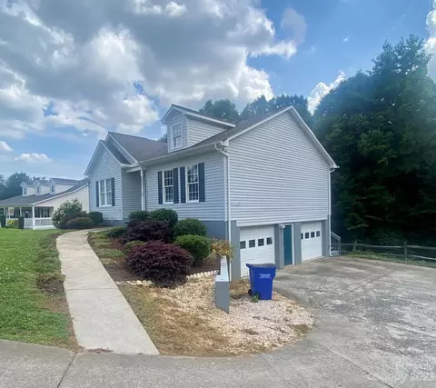 6519 Beechtree Ct, Hickory, NC 28601 photo 3