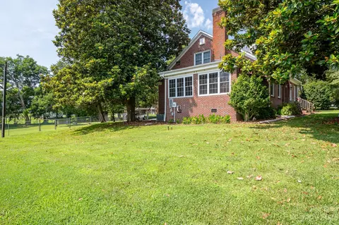 200 E Central Ave, Catawba, NC 28609 photo 25