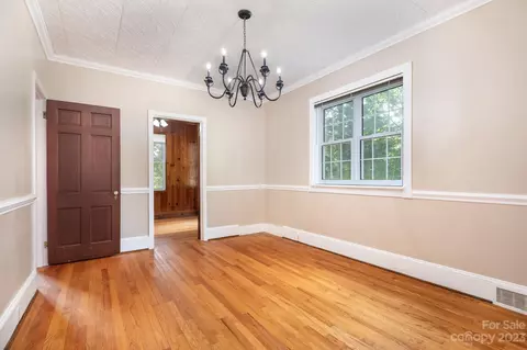 200 E Central Ave, Catawba, NC 28609 photo 9