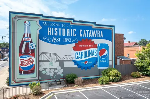 200 E Central Ave, Catawba, NC 28609 photo 2