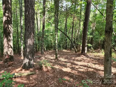 114 Rivercliff W Dr W, Connelly Springs, NC 28612