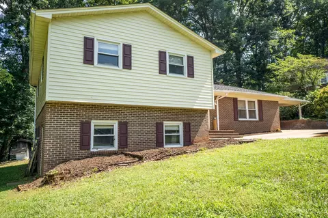 761 23rd Ne Ave NE, Hickory, NC 28601
