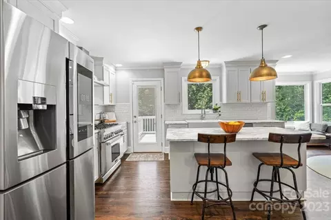 5236 Chedworth Dr, Charlotte, NC 28210