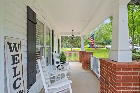 551 Ashby Dr, Davidson, NC 28036 photo 5