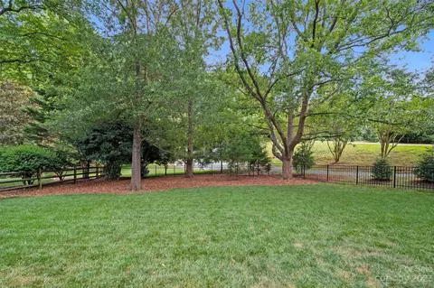 551 Ashby Dr, Davidson, NC 28036 photo 39