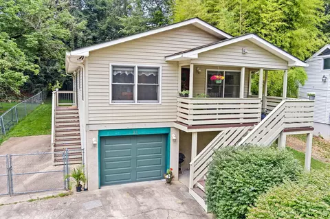 21 Mcdade St, Asheville, NC 28806