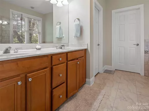 1 Split Creek Ct, Mills River, NC 28759 photo 16