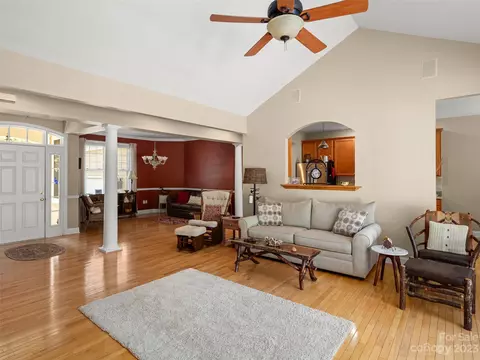 1 Split Creek Ct, Mills River, NC 28759 photo 6