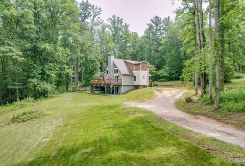 32 Hillside Dr, Fairview, NC 28730