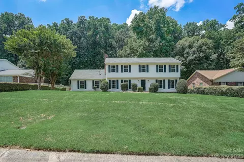 6533 Pencade Ln, Charlotte, NC 28215