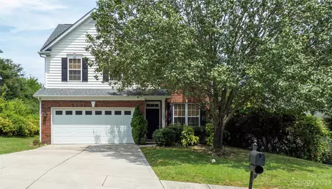 1530 Big Leaf Dr, Charlotte, NC 28262