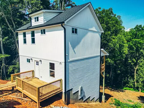 101 Long Ridge Rd, Mars Hill, NC 28754