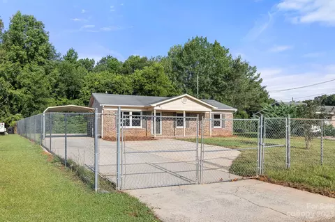 811 Creekridge Dr, Monroe, NC 28110