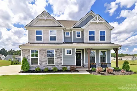 308 Bouchard Dr, Waxhaw, NC 28173