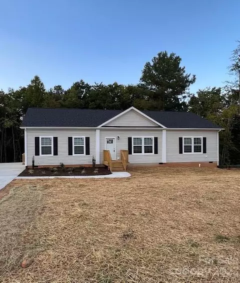 150 Priscilla Dr, Connelly Springs, NC 28612