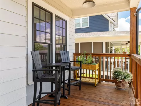 16 Thurland Ave, Asheville, NC 28803