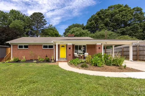 3321 Flamingo Ave, Charlotte, NC 28205