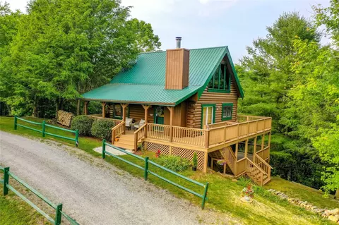 70 Mountain Ridge Rd, Piney Creek, NC 28663