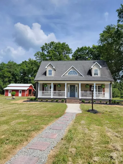 9998 Roundtree Rd, Mount Pleasant, NC 28124