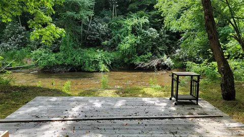 River Pointe Lane, Sparta, NC 28675 photo 4