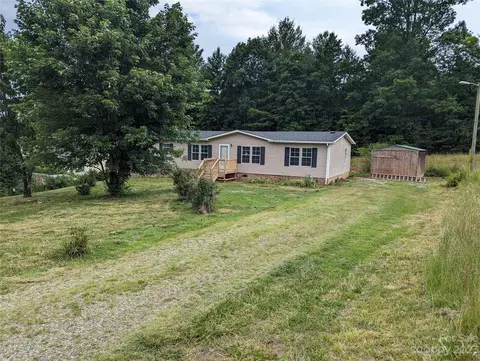 1621 Hillhaven Cir, Morganton, NC 28655
