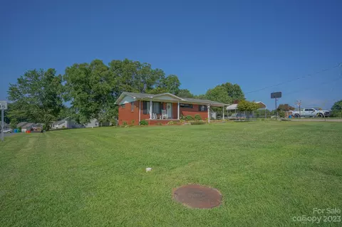 307 Maple St, Locust, NC 28097 photo 2