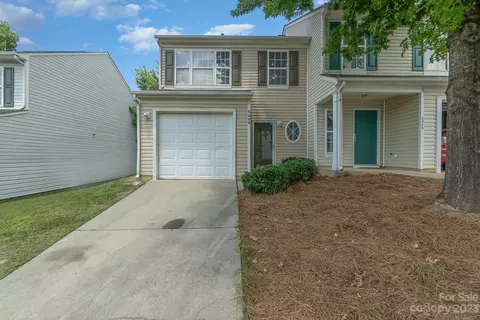 5338 Esther 101 Ln #101, Charlotte, NC 28214