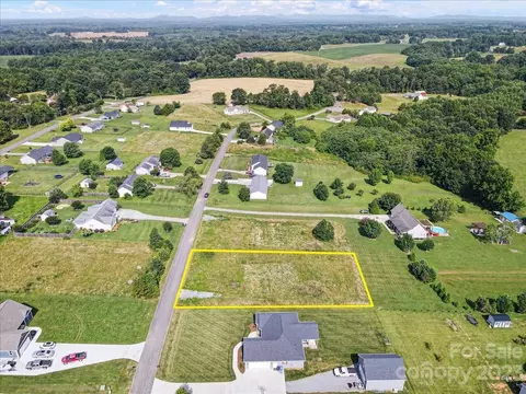 118 Tranquility Ln, Harmony, NC 28634 photo 9