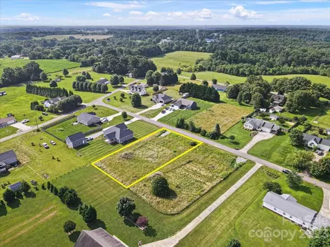 118 Tranquility Ln, Harmony, NC 28634 photo 6