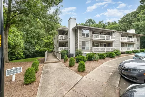 7401 Ashfield Ct, Charlotte, NC 28226
