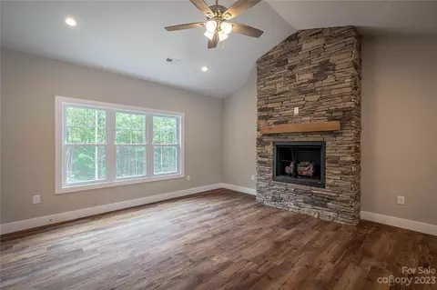112 River Hills Way, Morganton, NC 28655 photo 8