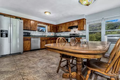110 Terrys Gap Loop Rd, Fletcher, NC 28732 photo 12
