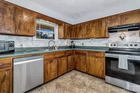 110 Terrys Gap Loop Rd, Fletcher, NC 28732 photo 14