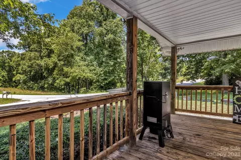 110 Terrys Gap Loop Rd, Fletcher, NC 28732 photo 5