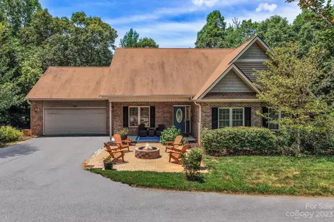 103 Saddle Top Rd, Flat Rock, NC 28731 photo 3