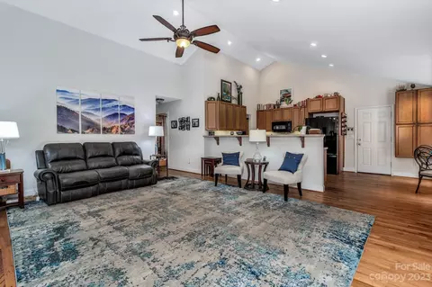 103 Saddle Top Rd, Flat Rock, NC 28731 photo 6
