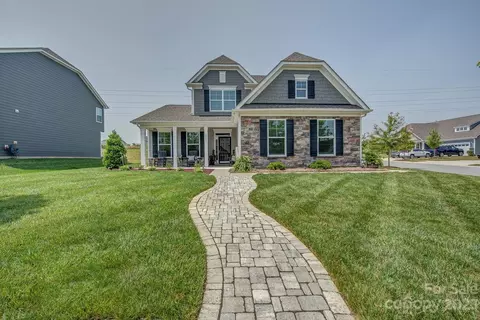 2803 Shumard Dr, Gastonia, NC 28054