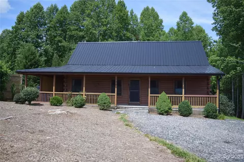 138 Old Chestnut Mountain Rd, Green Mountain, NC 28740