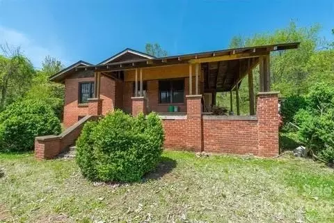 86 Beaverdam Loop Rd, Candler, NC 28715