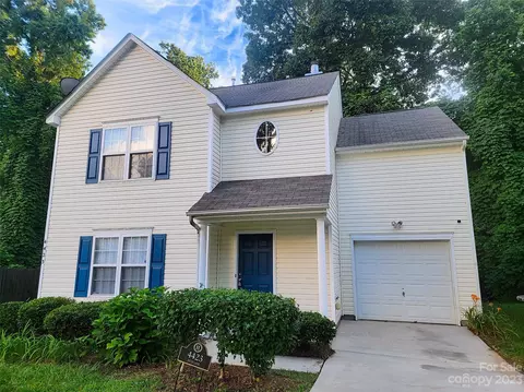 4423 Rich Ln, Charlotte, NC 28216