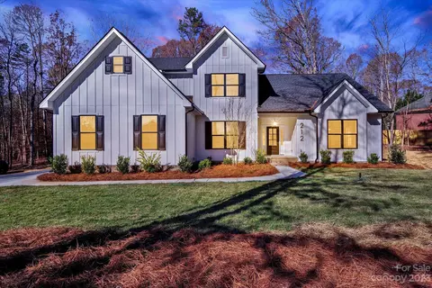212 Lester Davis Rd, Waxhaw, NC 28173