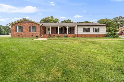318 Rumple St, Troutman, NC 28166